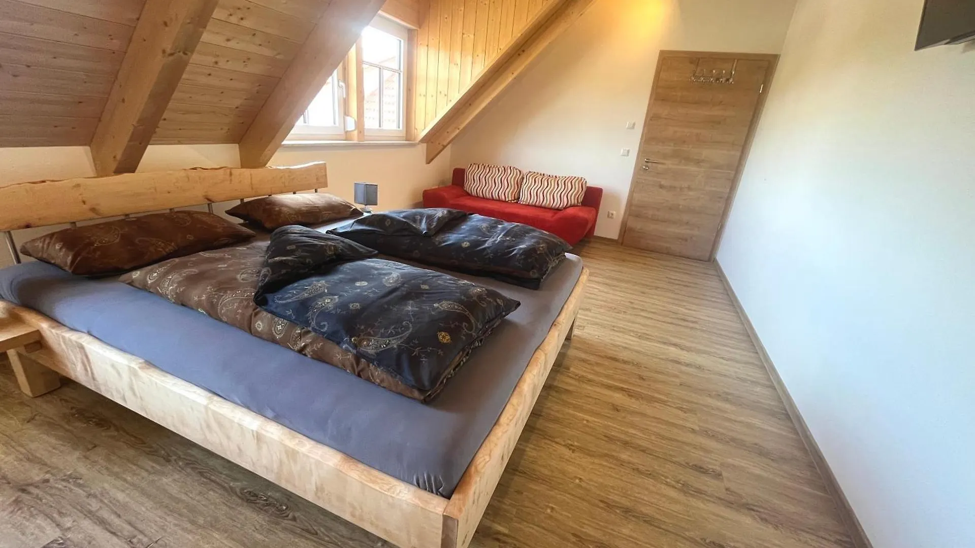 Guest house Wiesnblick Cafe & Zimmer Aidhausen