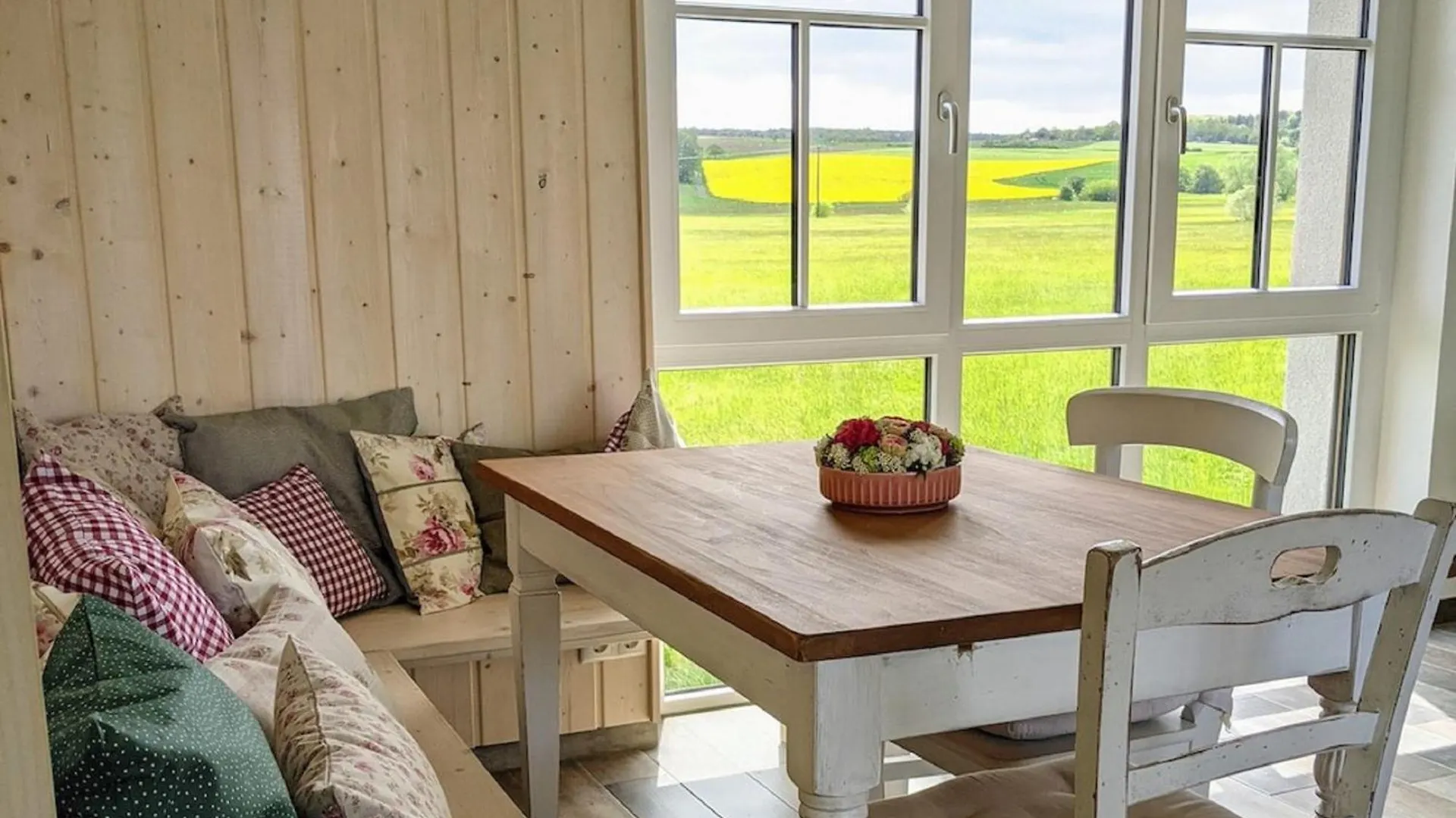 Wiesnblick Cafe & Zimmer Aidhausen Germany